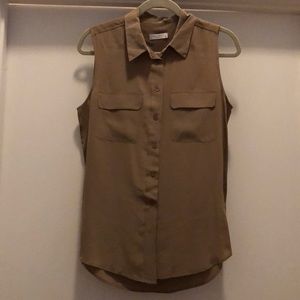 Equipment sleeveless silk button down